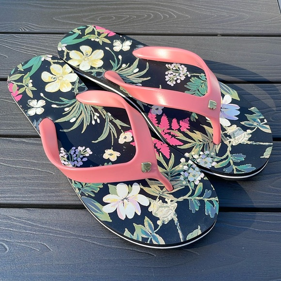 Kate Spade Flip Flops - Picture 3 of 7